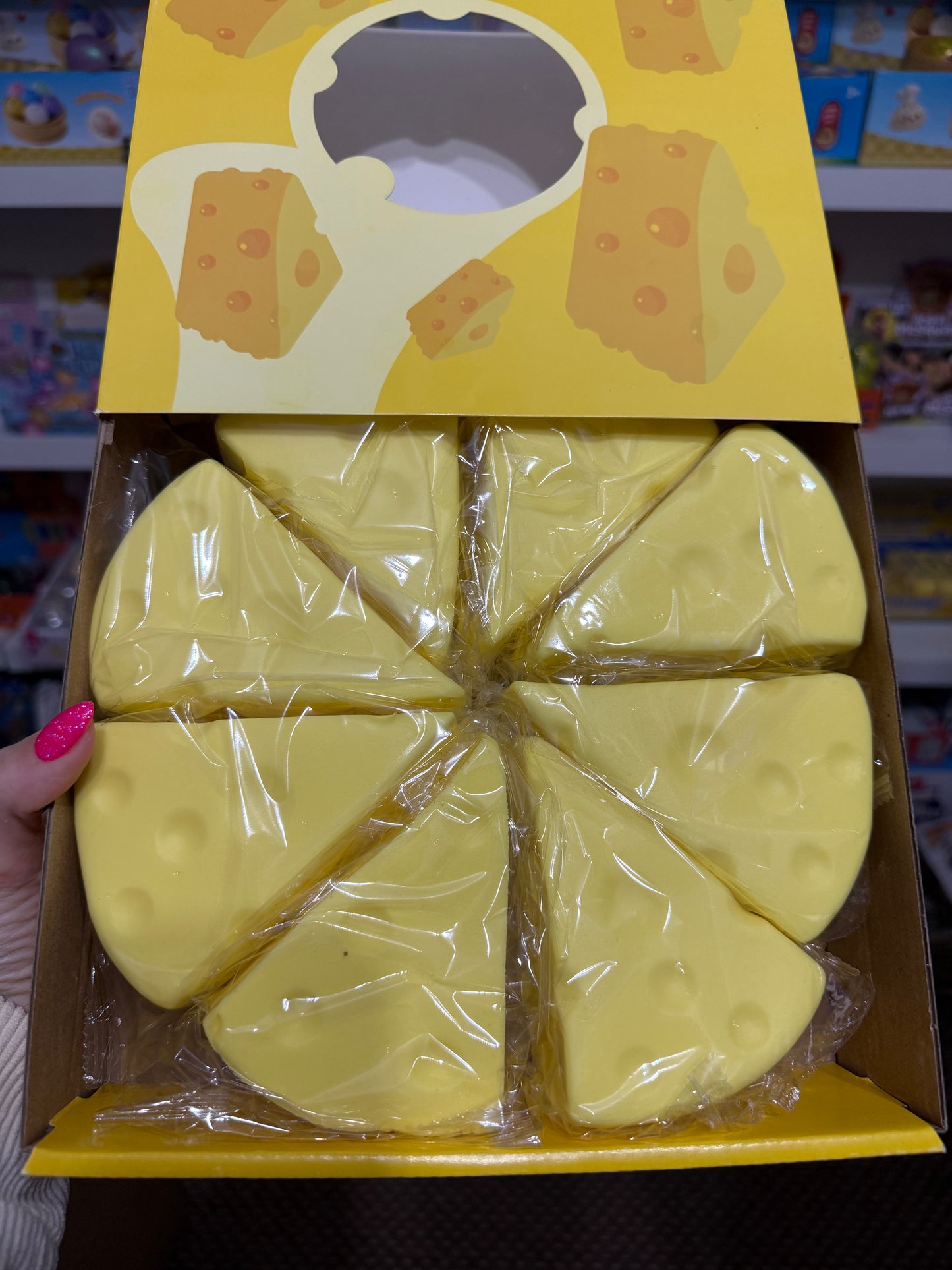 Foam slow release cheese triangle