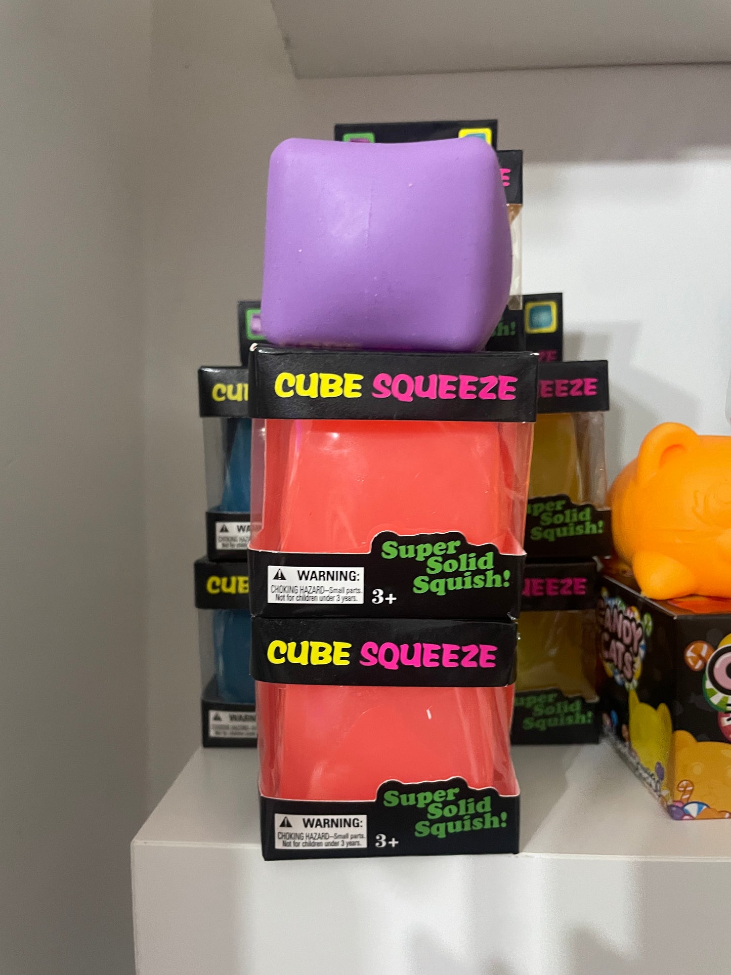 Pastel sugar cube